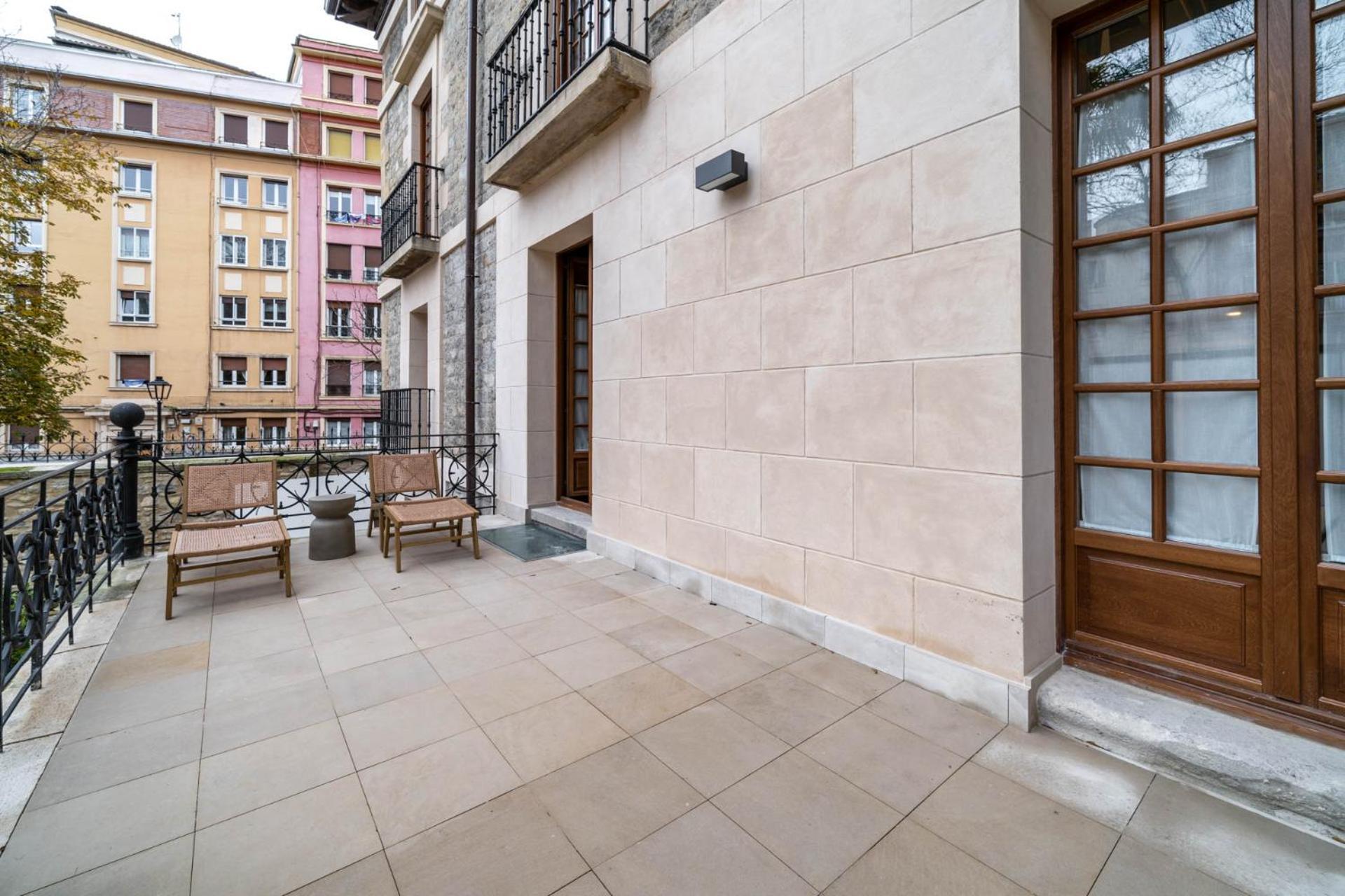 Limehome Palacio De Alava-velasco Vitoria-Gasteiz