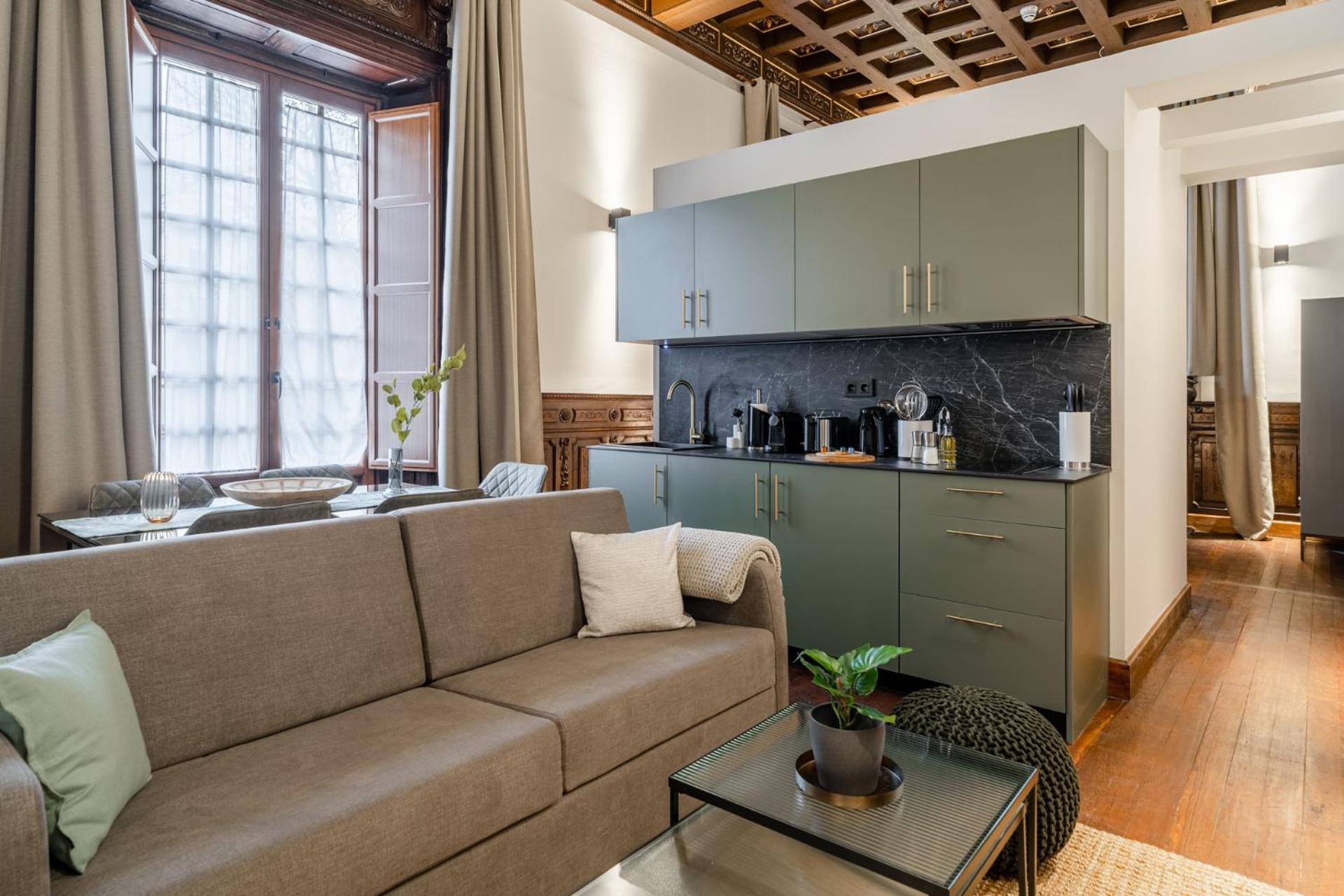 Limehome Palacio De Alava-velasco * Vitoria-Gasteiz
