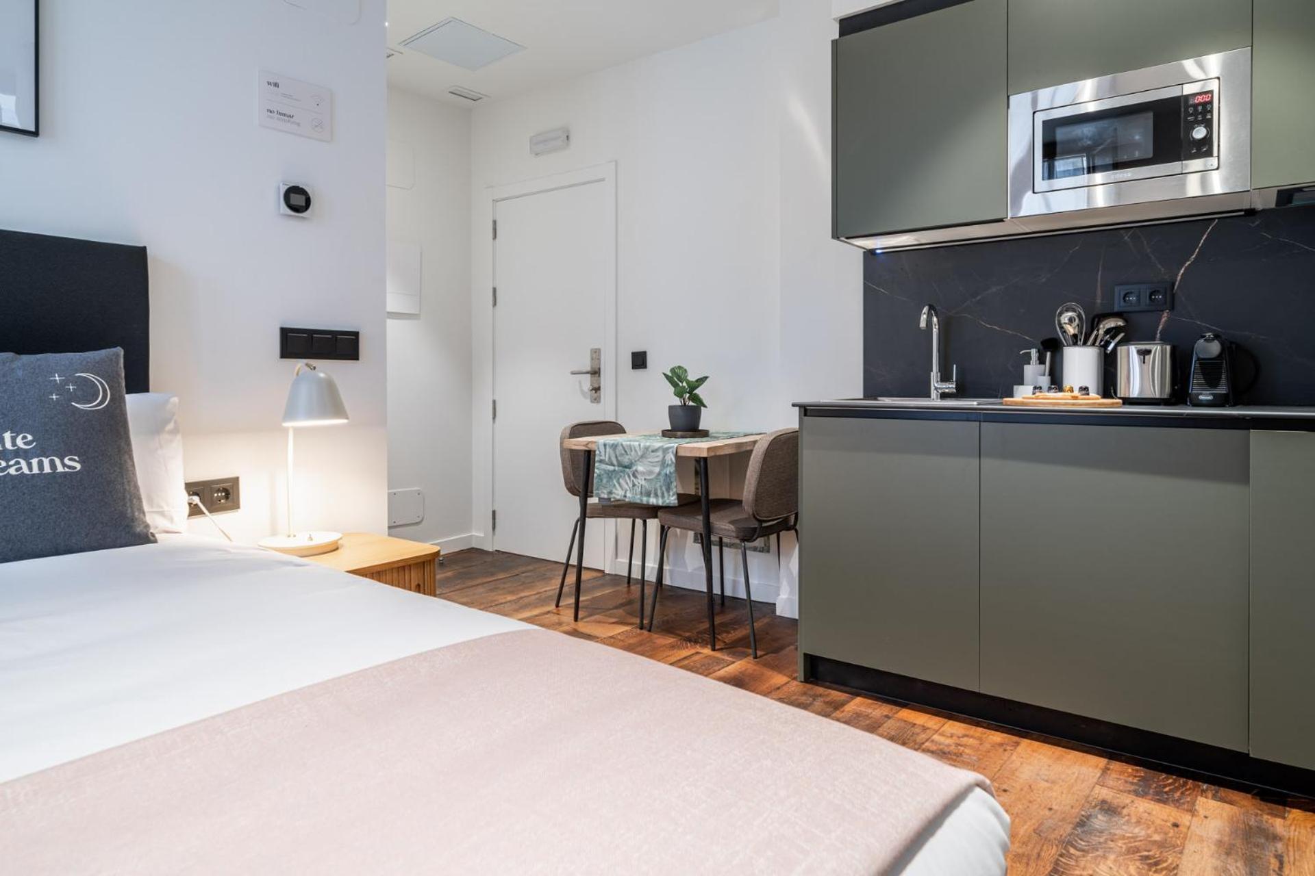 Limehome Palacio De Alava-velasco Vitoria-Gasteiz
