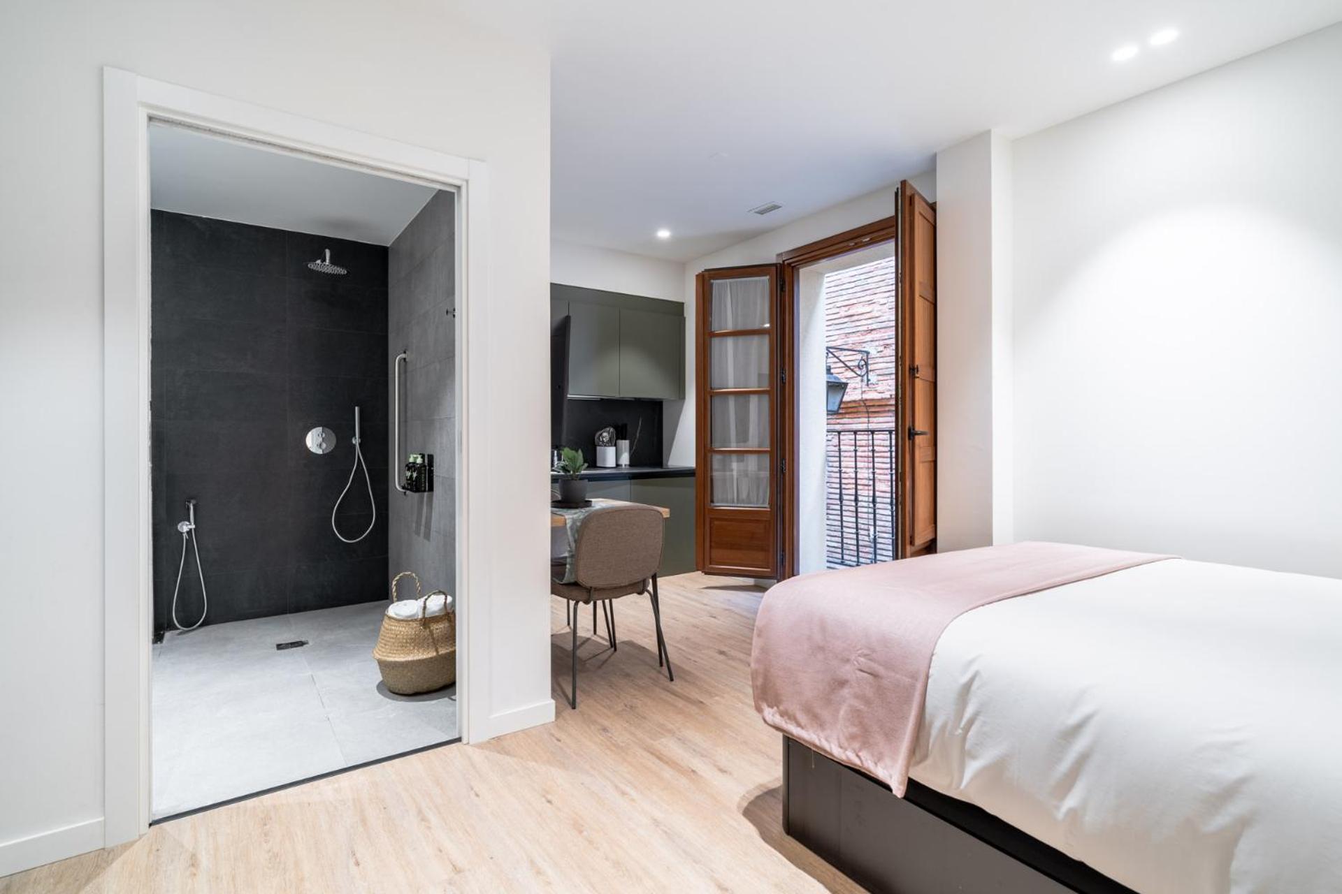 Limehome Palacio De Alava-velasco Vitoria-Gasteiz