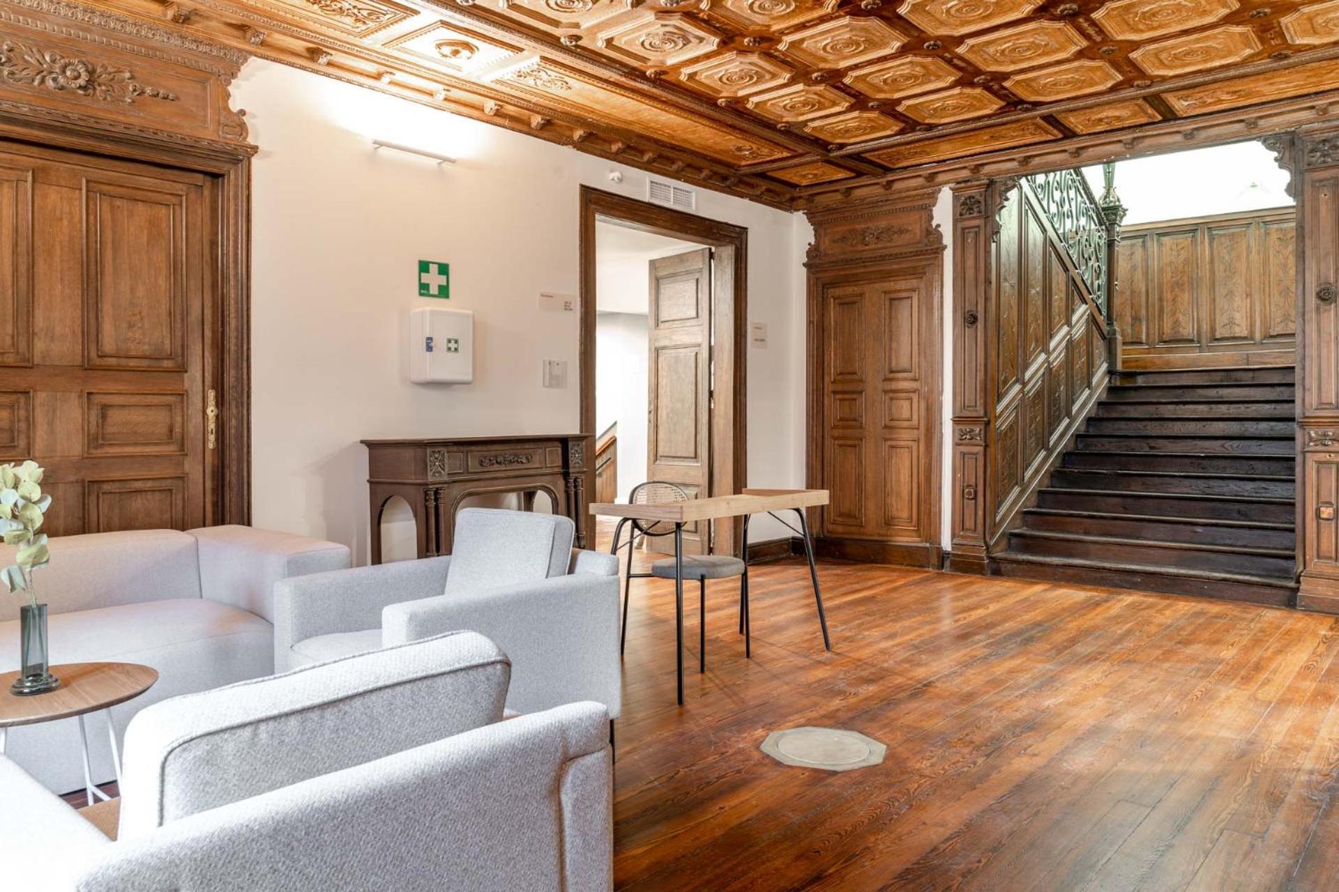 Apartment Limehome Palacio De Alava-velasco