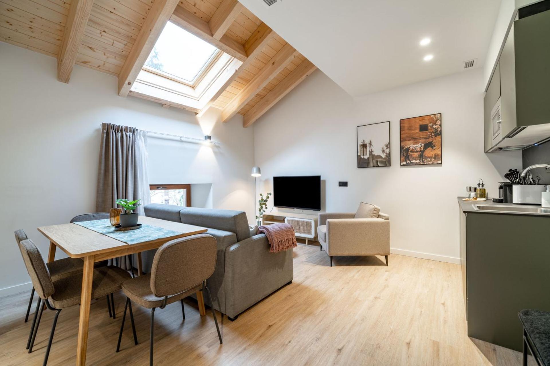 Limehome Palacio De Alava-velasco * Vitoria-Gasteiz