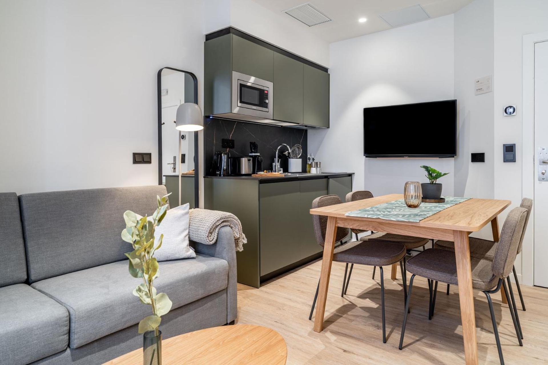 Limehome Palacio De Alava-velasco Vitoria-Gasteiz